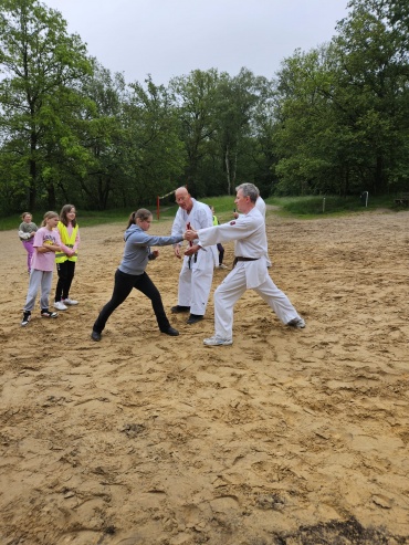  Karate workshops bij HV Stramproy en basisscholen